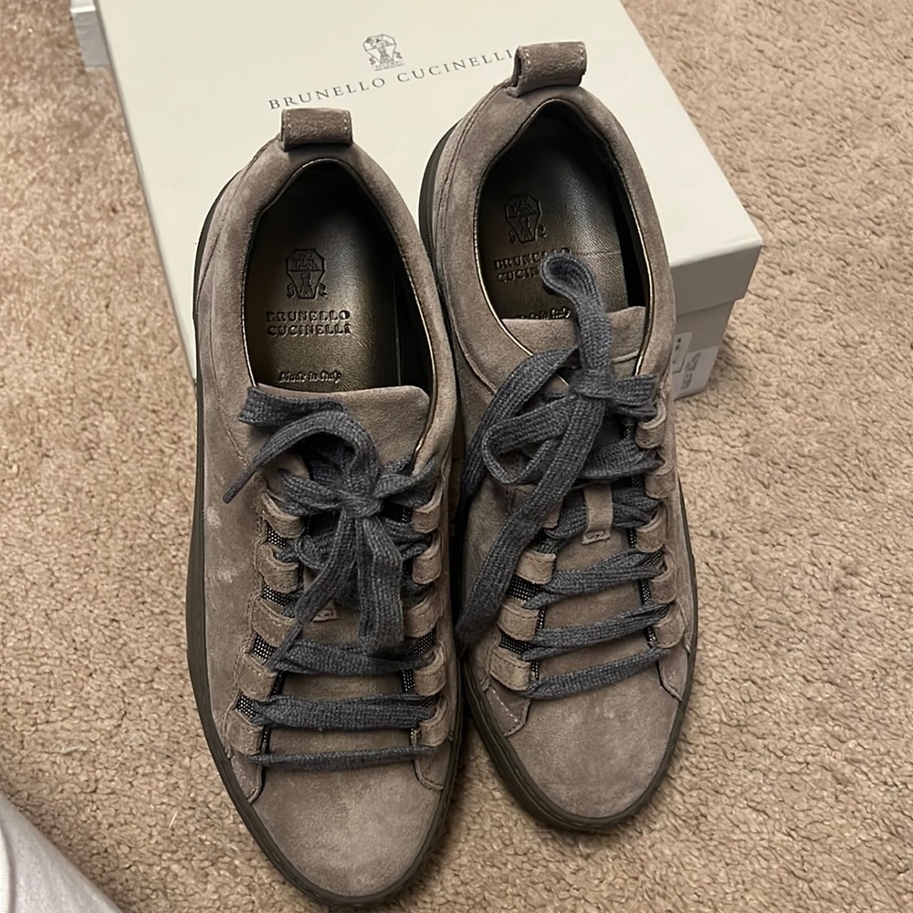 Elegant Brunello Cucinelli sneakers